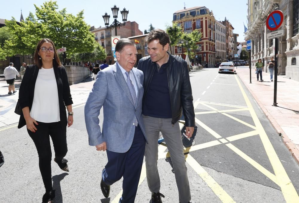 Gala de entrega de los premios Folclore Ciudad de Oviedo