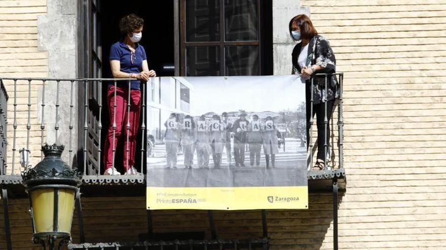 Los balcones de Zaragoza se llenan de fotografías