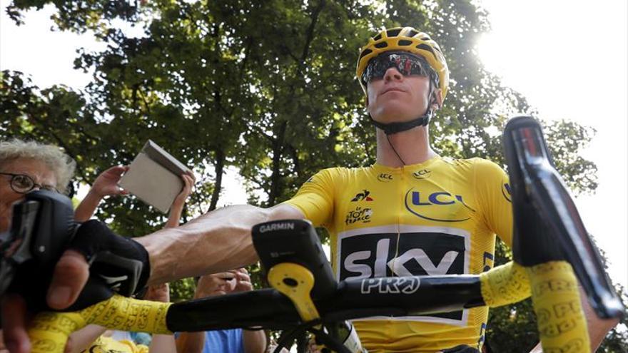 La UCI absuelve a Froome, que podrá correr el Tour