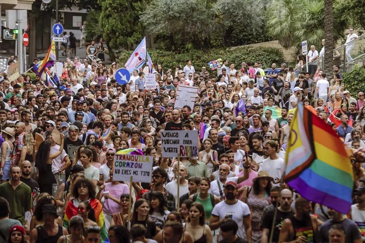 Pride Day 2026 auf Mallorca: Über 2.000 Menschen demonstrieren in Palma