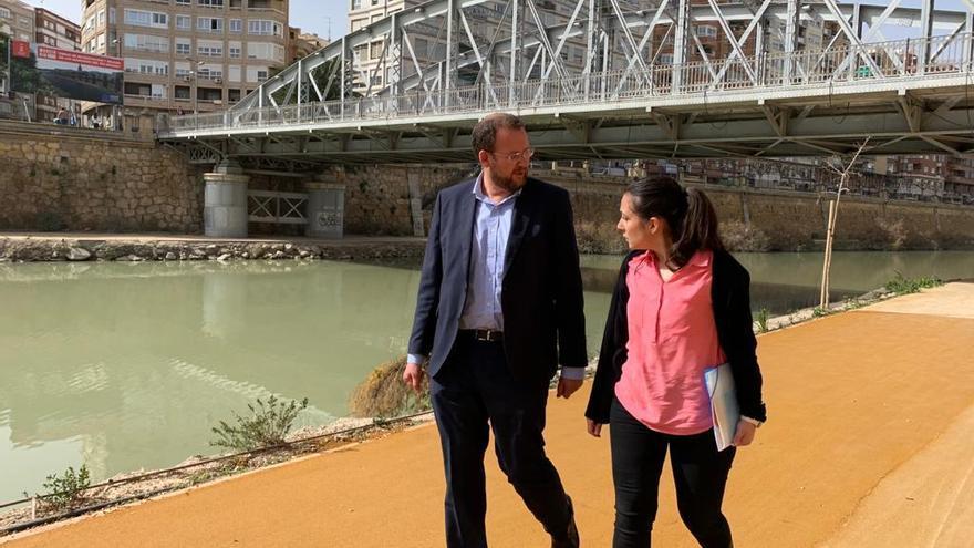 El concejal de Desarrollo Urbano y Modernización de la Administración, José Guillén, ha visitado las obras.