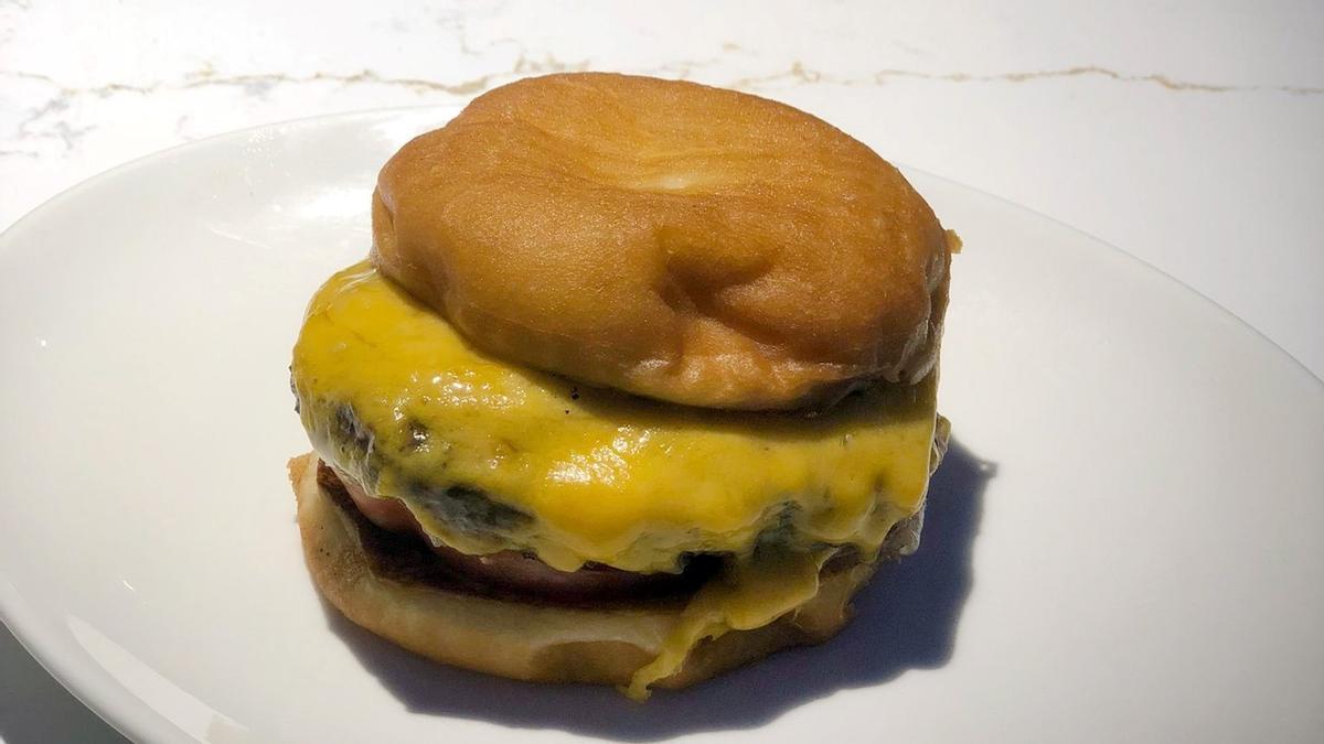 La Donnutburguesa de La Pau.