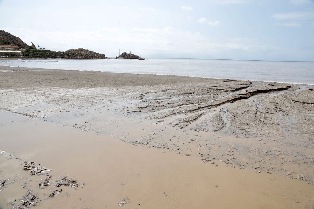 Estas son las imágenes que deja la DANA a su paso por Águilas