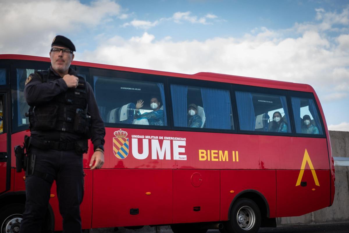 Operativa para desembarcar a los pasajeros del 'Hondius' en Tenerife