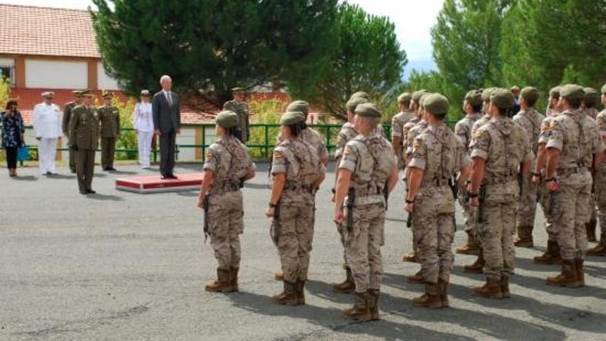 El ministre Morenés a l&#039;Acadèmia militar de Talarn.