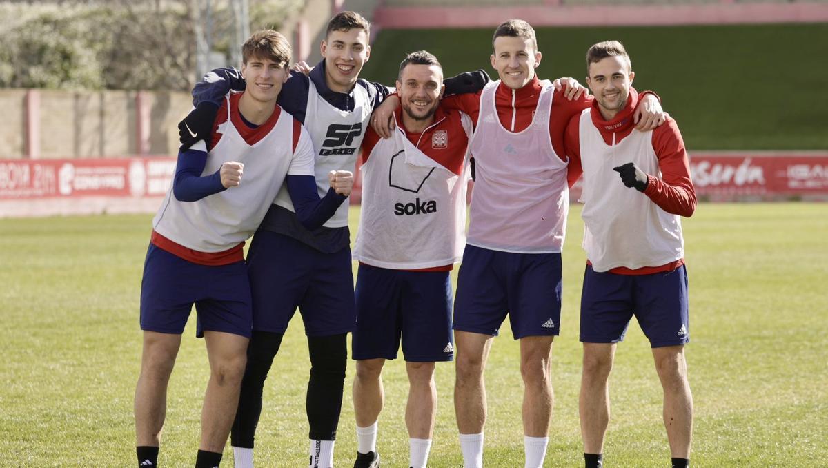 Los jugadores del Tarazona, tras una sesión de entrenamiento esta semana.