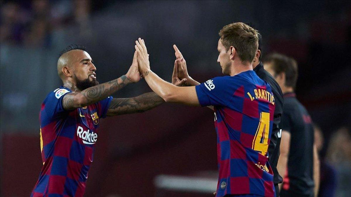 El Inter aprieta por Vidal y Rakitic