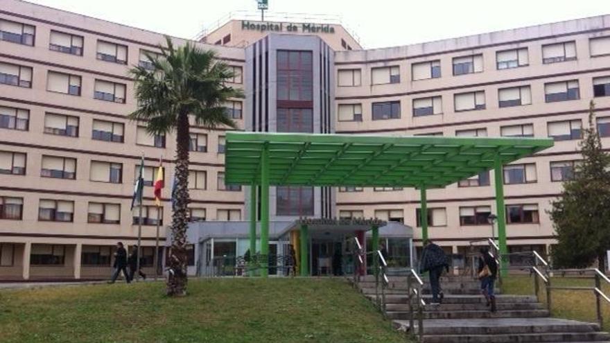 Doce familias de pacientes se benefician del servicio de alojamiento del hospital de Mérida