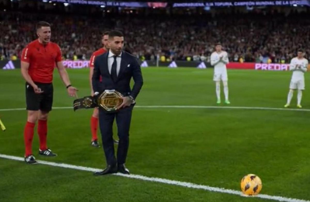 Ilia Topuria hizo el saque de honor en el Real Madrid-Sevilla