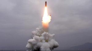 corea del norte confirma el lanzamiento de un nuevo misil desde un submarino