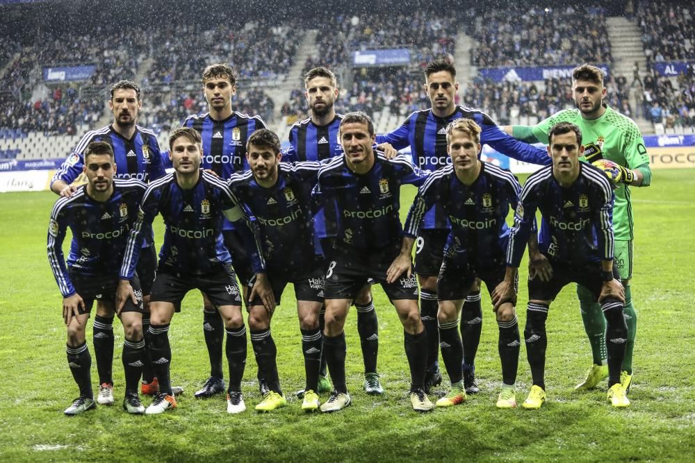 El partido entre el Real Oviedo y el Girona, en imágenes