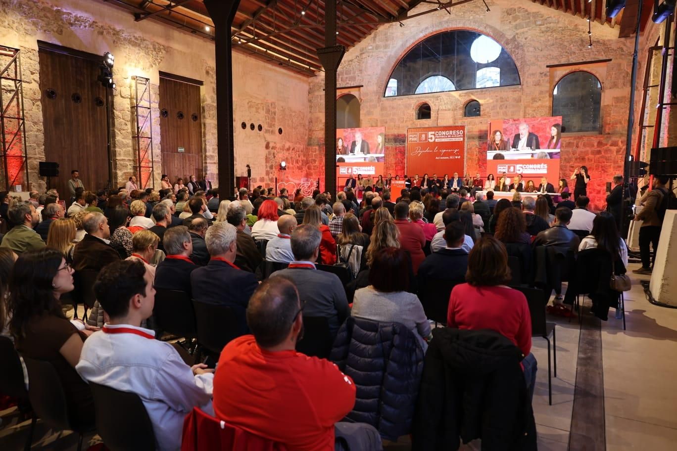 Leire Pajín abre el congreso provincial del PSOE alicantino celebrado en Alcoy