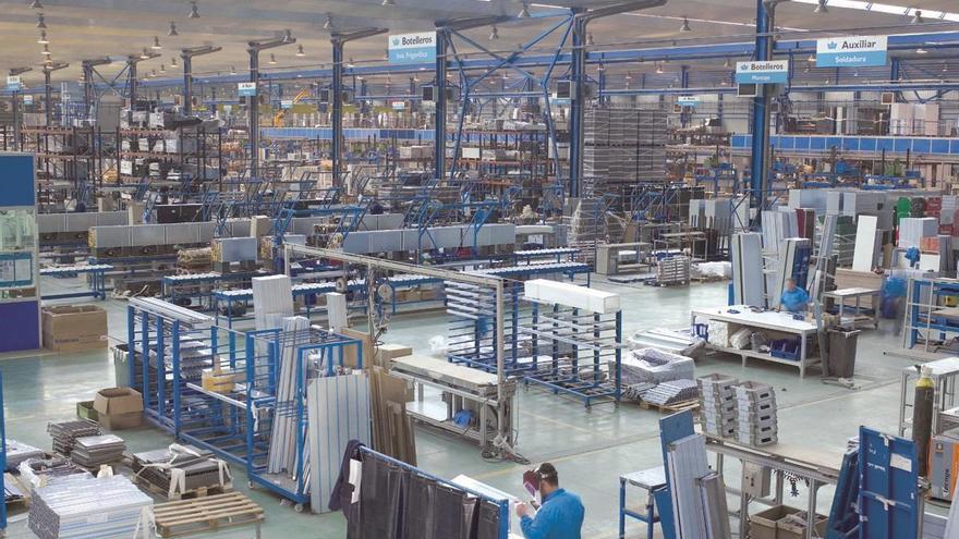 Las industrias del frío lucentinas ponen sus ultracongeladores al servicio de las vacunas del covid