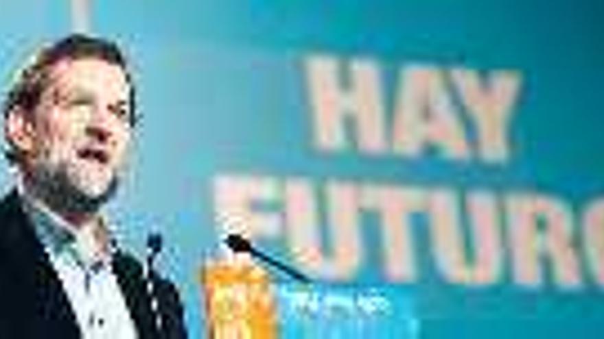Mariano Rajoy, en el acto de presentación de candidatos a las municipales en la Casa de Campo de Madrid. / V. Lerena