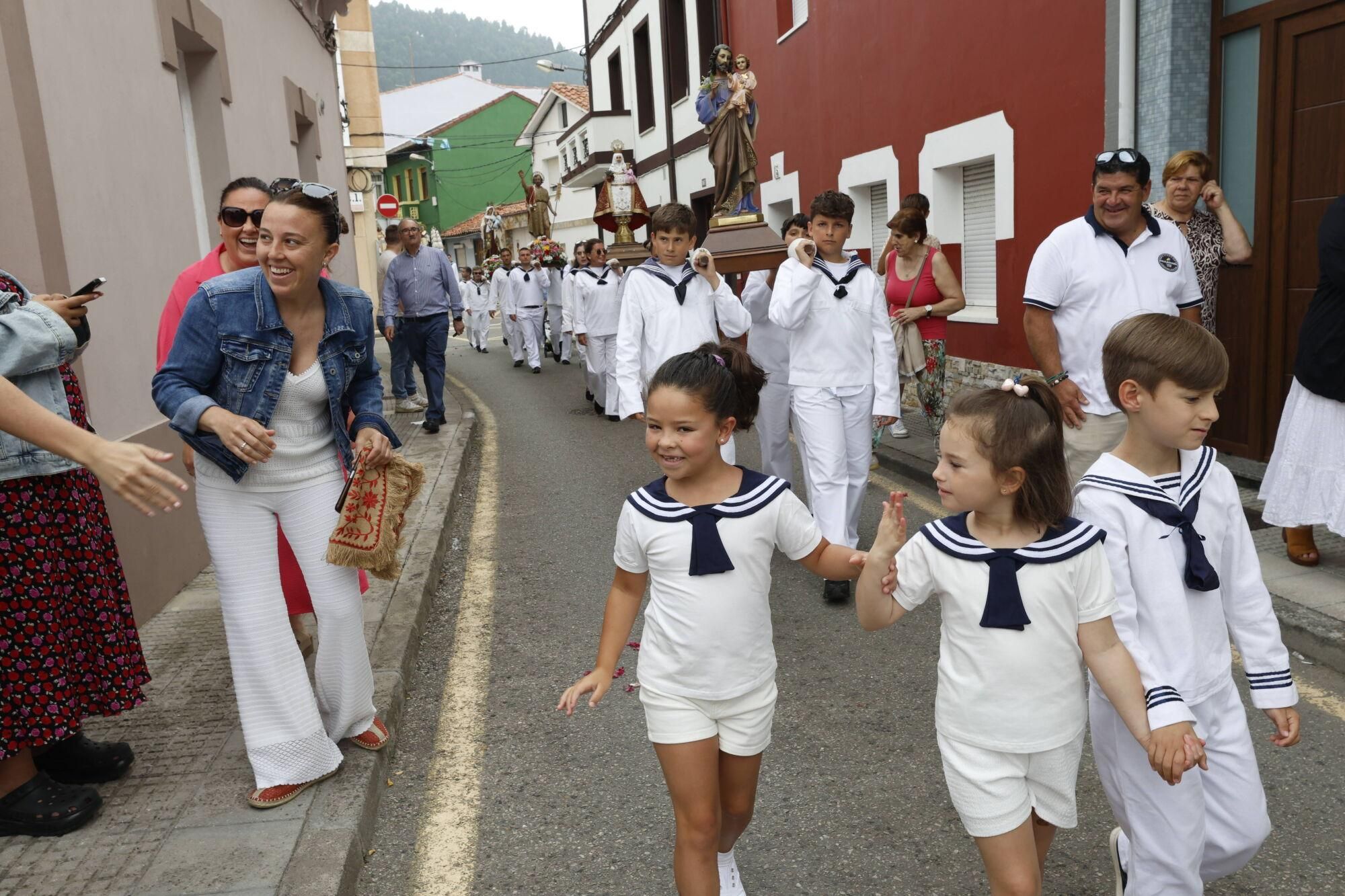 Así fue la procesión marinera de San Juan de la Arena