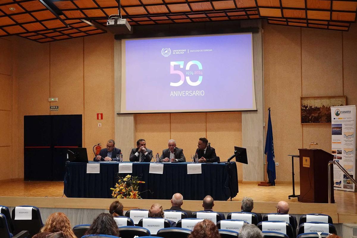 El acto de presentación de Oceanaria-Andalucía, herramienta digital diseñada por el grupo de I+D Edanya y la Cátedra de Ciencias del Litoral de la Costa del Sol