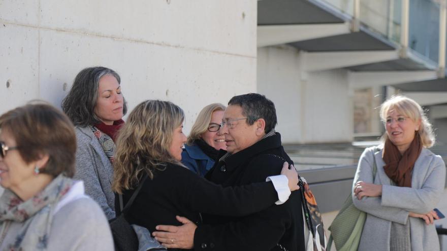 Familia, amigos y autoridades se reúnen en una emotiva despedida a Agustí Villaronga