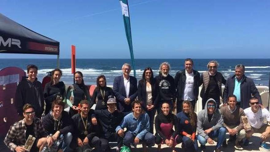 Éxito del campeonato de surf organizado por la Universidad