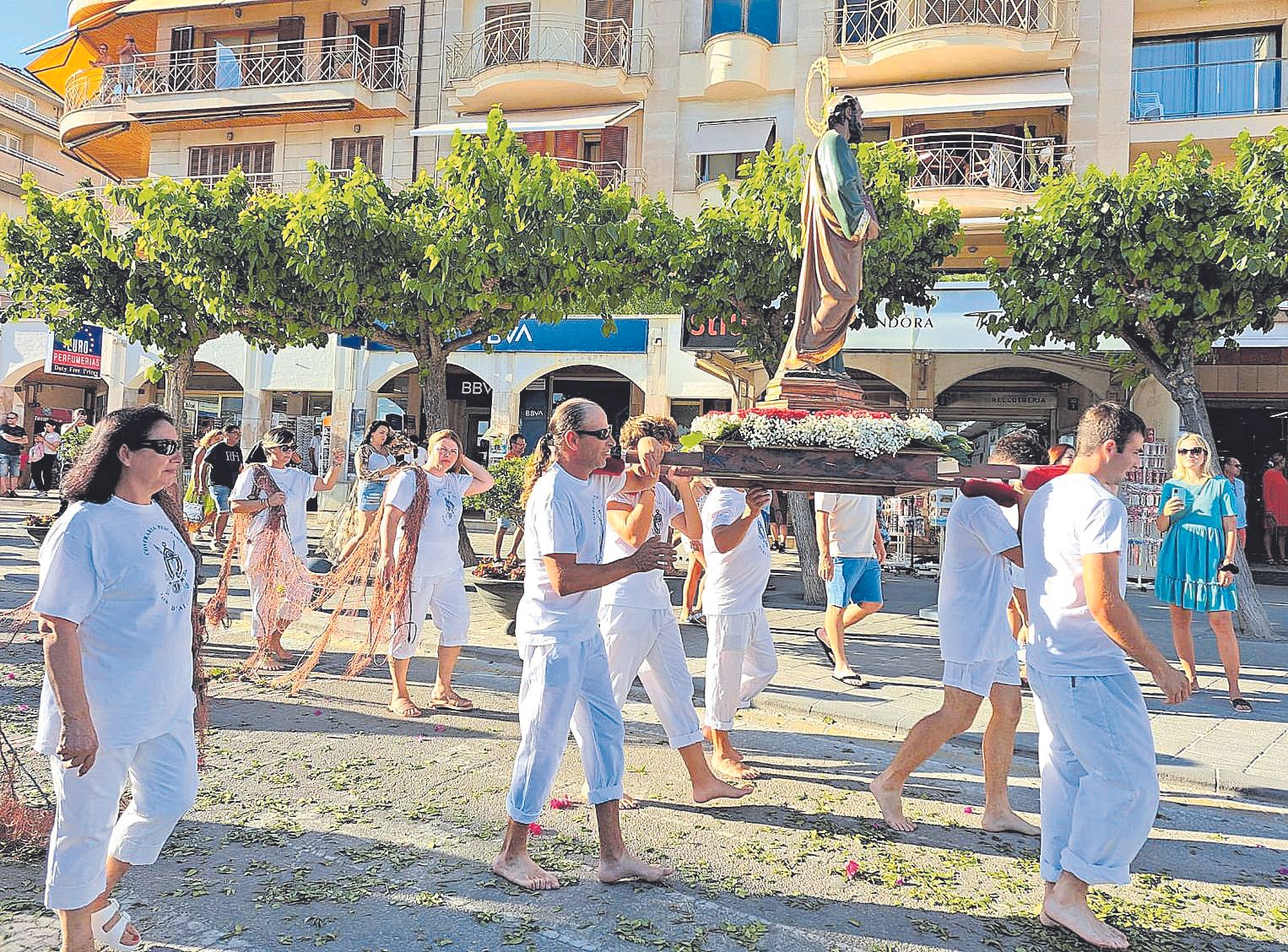 Sant Pere vuelve a navegar