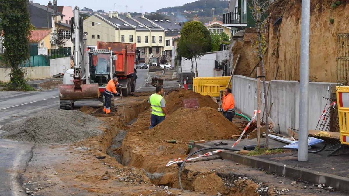 Estado de la rúa do Souto, en obras desde el pasado mes de abril. |   // VÍCTOR ECHAVE