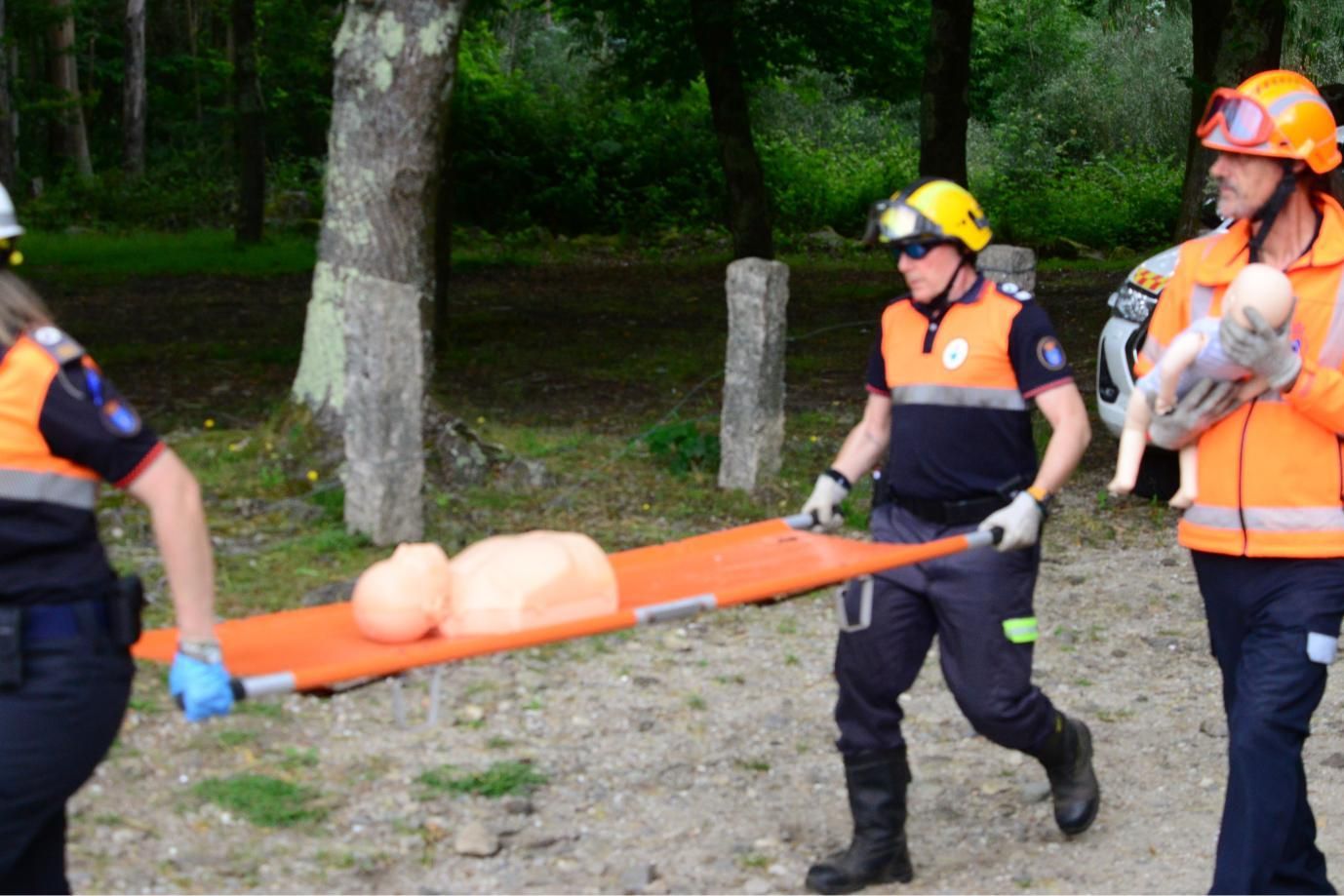 Las imágenes del simulacro contra incendios forestales en Moaña