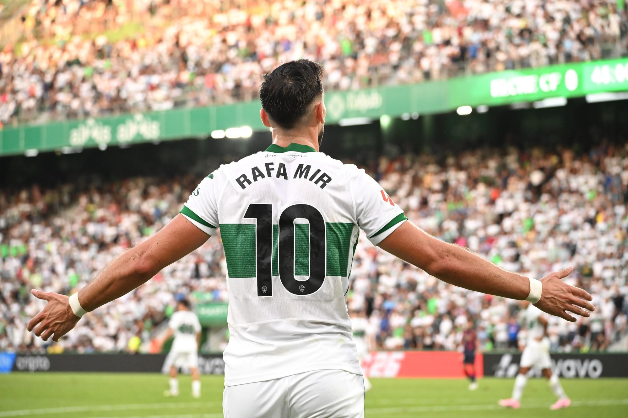 Las mejores imágenes del la victoria del Elche CF frente al Levante (2-0)