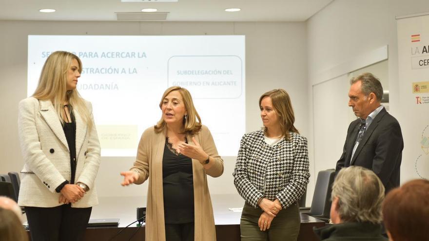 Xixona estrena en la provincia el plan para acercar la administración electrónica