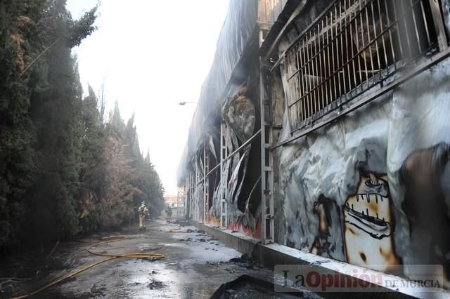 Así ha quedado la antigua fábrica de Rostoy tras el incendio en Murcia