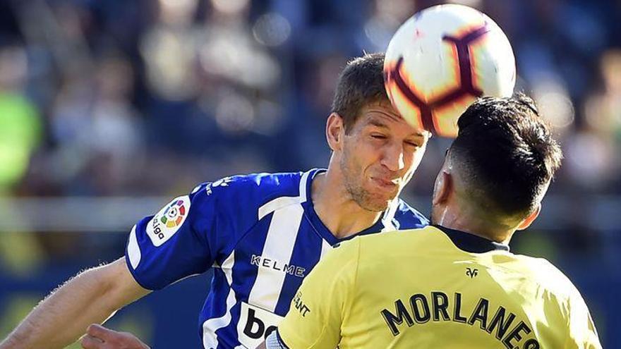 El Villarreal sufre una dolorosa derrota ante el Alavés (1-2)