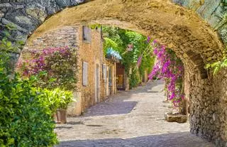 Peratallada, el pueblo medieval más bonito de la Costa Brava y una de las villas mejor fortificadas de Cataluña