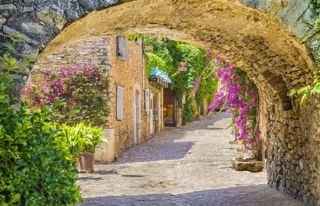 Peratallada, el pueblo medieval más bonito de la Costa Brava y una de las villas mejor fortificadas de Cataluña