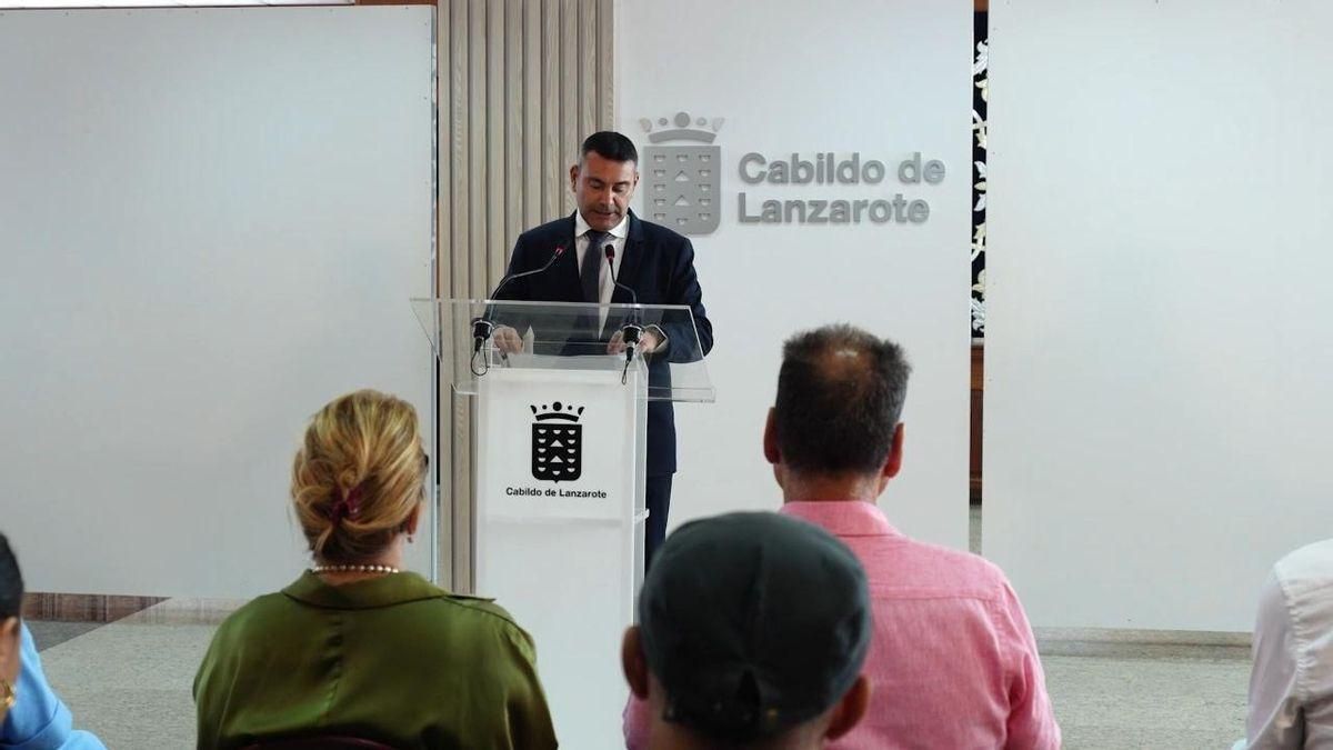 Declaraciones de Oswaldo Betancort tras suspender el pleno y retirar la moción sobre Pedro Sánchez