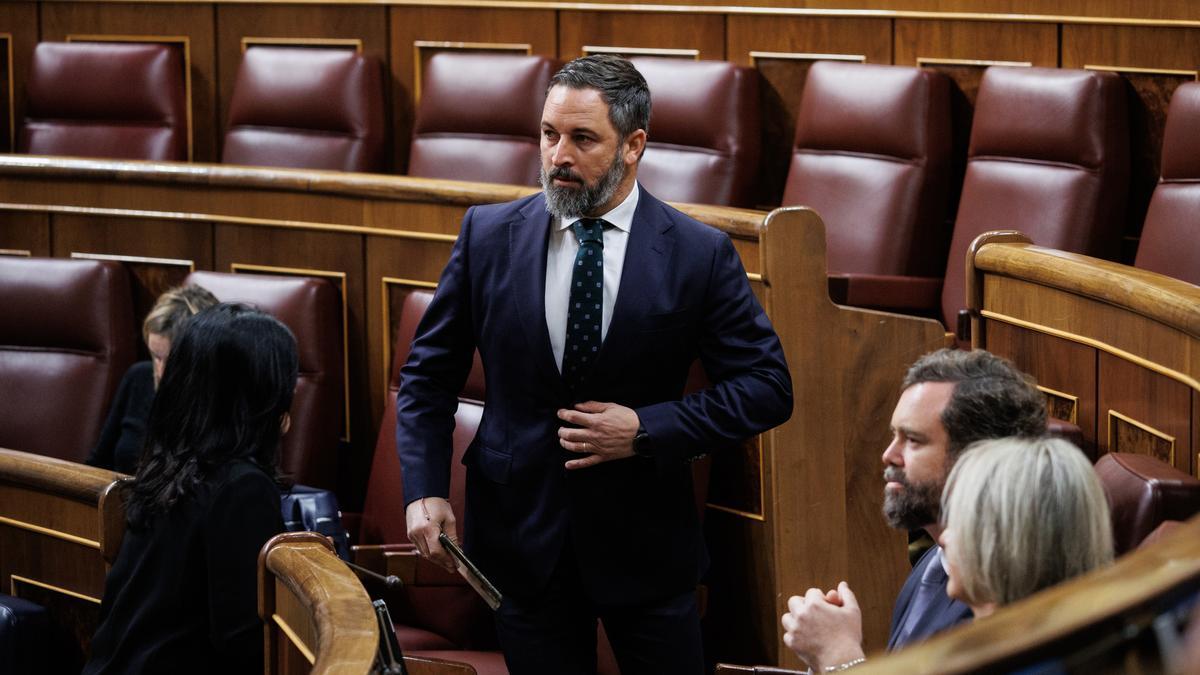 El presidente de Vox, Santiago Abascal, durante una sesión plenaria en el Congreso de los Diputados, a 1 de diciembre de 2022, en Madrid (España).