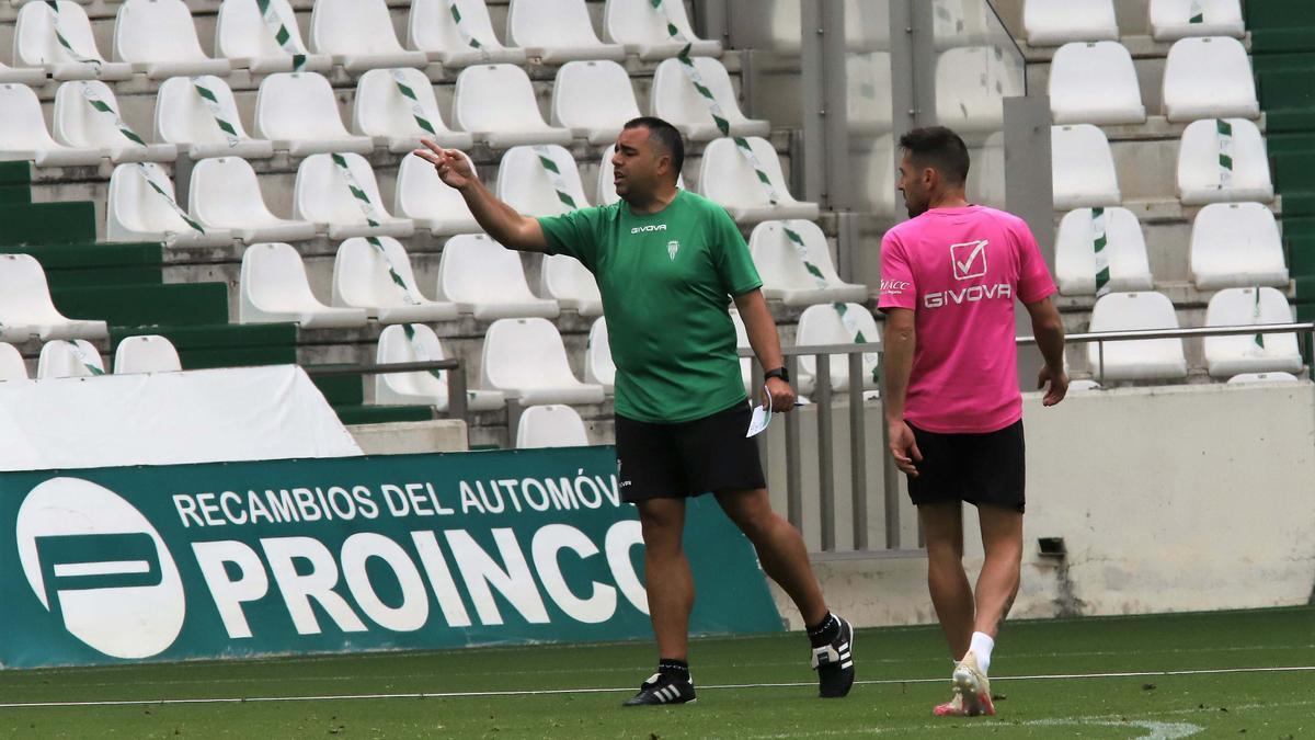 Entrenamiento del Córdoba CF tras el descenso a Segunda RFEF