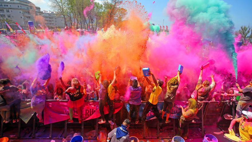 La Holi Run llega por cuarta vez a Vigo // MARTA G. BREA