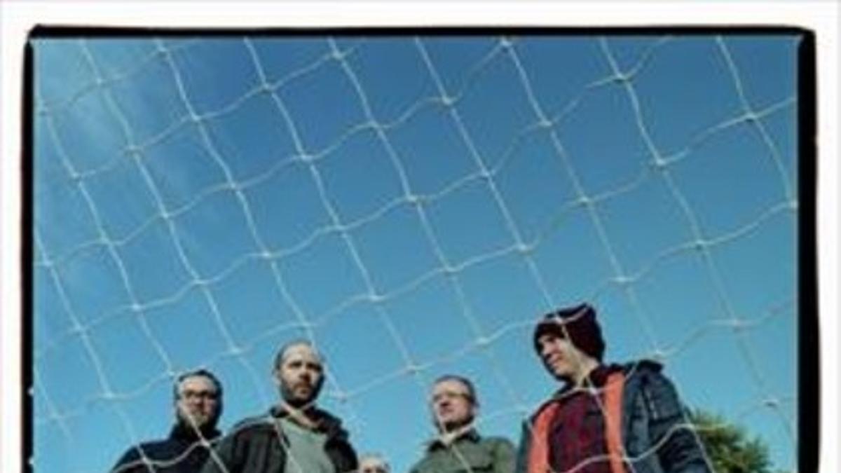 Dos décadas de trayectoria 8Los integrantes de la banda escocesa Mogwai.