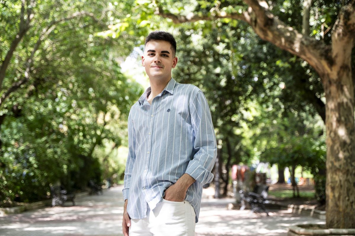 Álvaro Cid, estudiante de PCEO, realiza el programa Campus Rural.