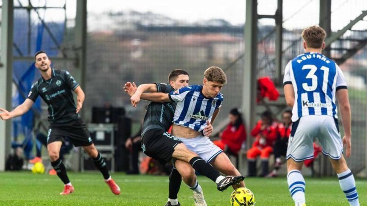 Imagen del partido ante la Real Sociedad B.