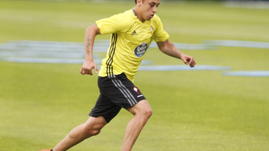 Orellana, durante un entreno con el Celta // R. GROBAS