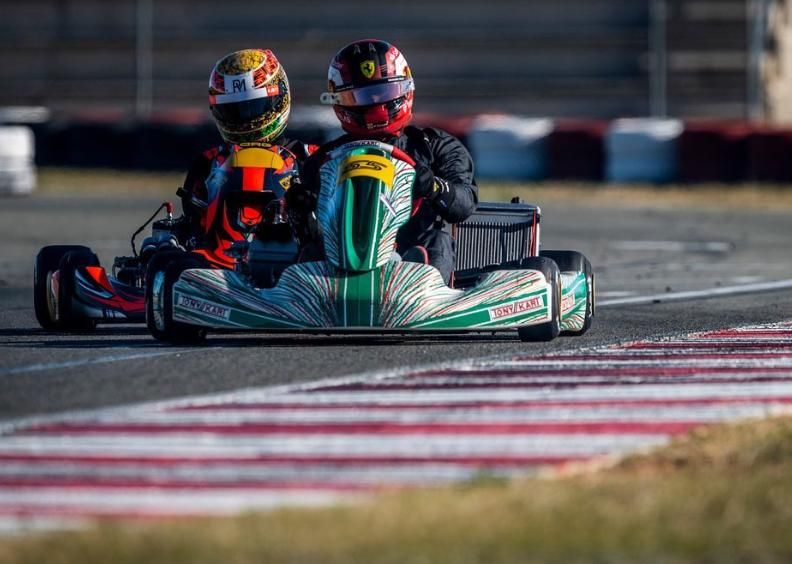 ¿Quién es el castellonense que apoya a Carlos Sainz Jr?