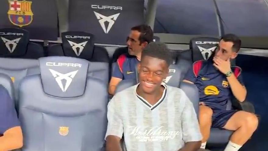 Bisiwu, presente en el banquillo blaugrana en la previa al encuentro contra el Rayo