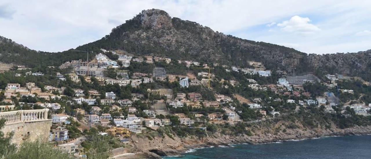 La licencia se solicitó para construir una vivienda unifamiliar en la urbanización costera de Cala Llamp, en el Port.