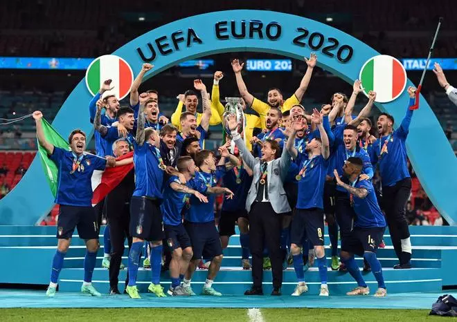 Italia celebra su segunda Eurocopa