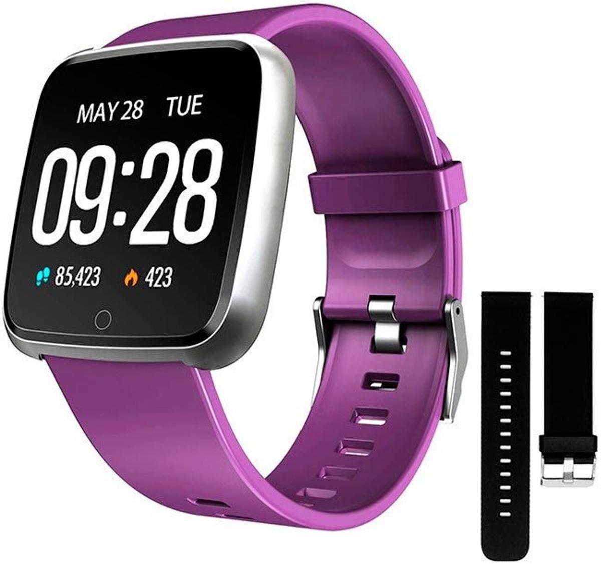 Smartwatch morado de ZKCreation a la venta en Amazon. (Precio: 26,99 euros)