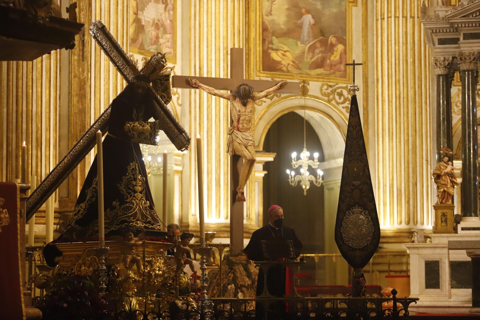 Acto de liberación de tres presos por El Rico en la Catedral