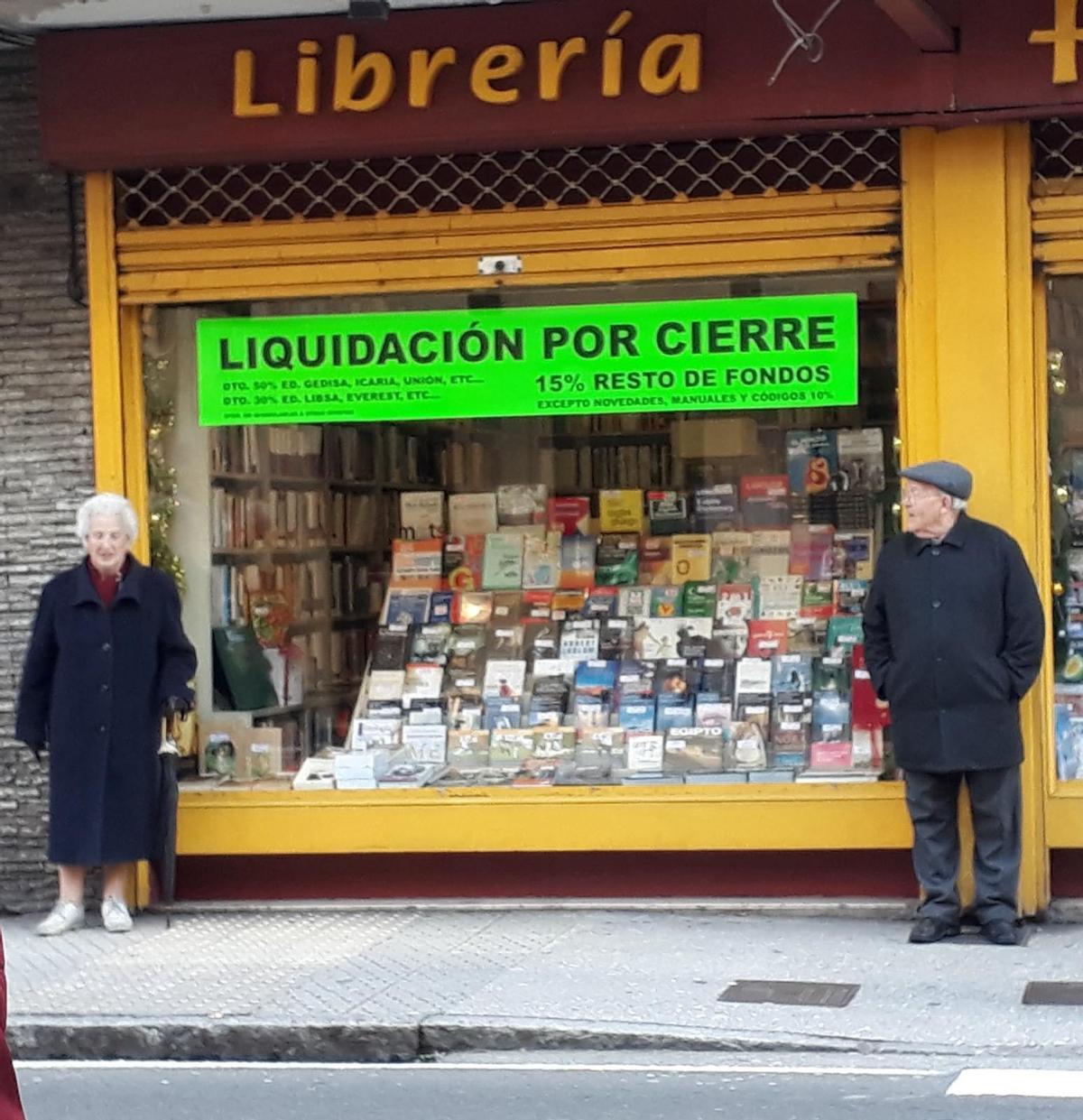 La pareja que busca Carmen en la fotografía que ella misma tomó en 2017