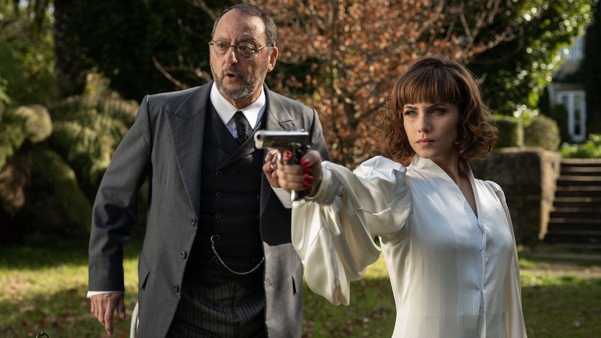 Jean Reno y Aura Garrido, en ’Un asunto privado’.