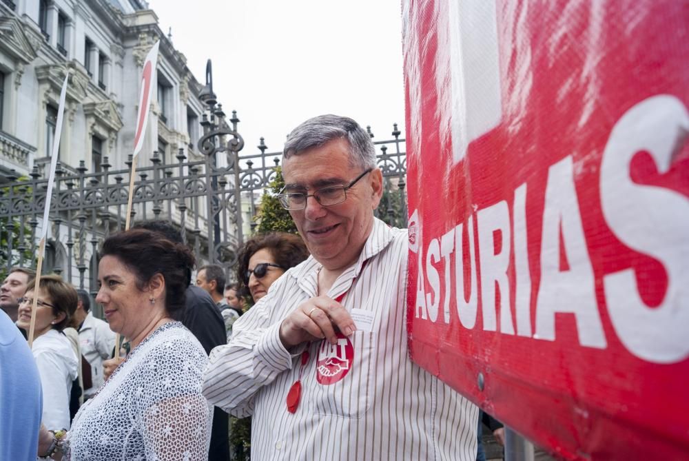 Manifestación convocada por los sindicatos de la enseñanza concertada