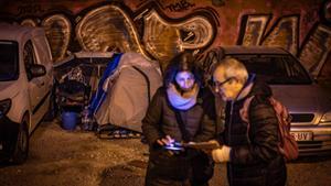 Arrels compta 1.982 persones que dormen al carrer a BCN