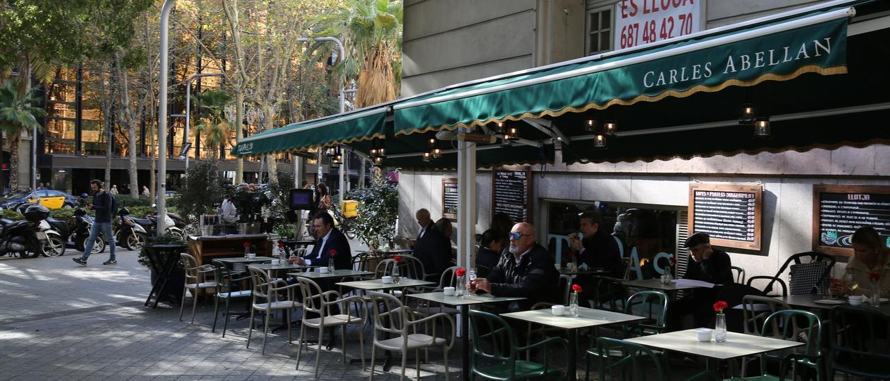 TAPAS 24 BARCELONA Un juez cede a los empleados los dos restaurantes